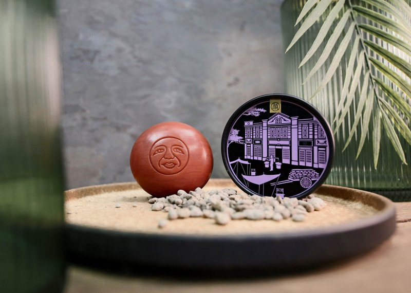 彤颜桧沐净颜皂－滋润洗面皂/桧木甜香/干肌适用/100g - 脸部清洁/卸妆用品 - 植物．花 红色