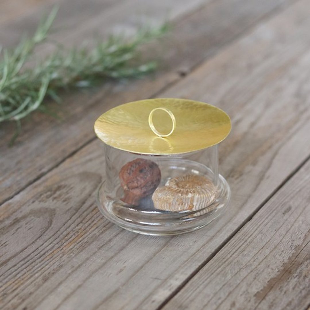 Glass pod S with hammered brass lid - 其他 - 铜/黄铜 金色