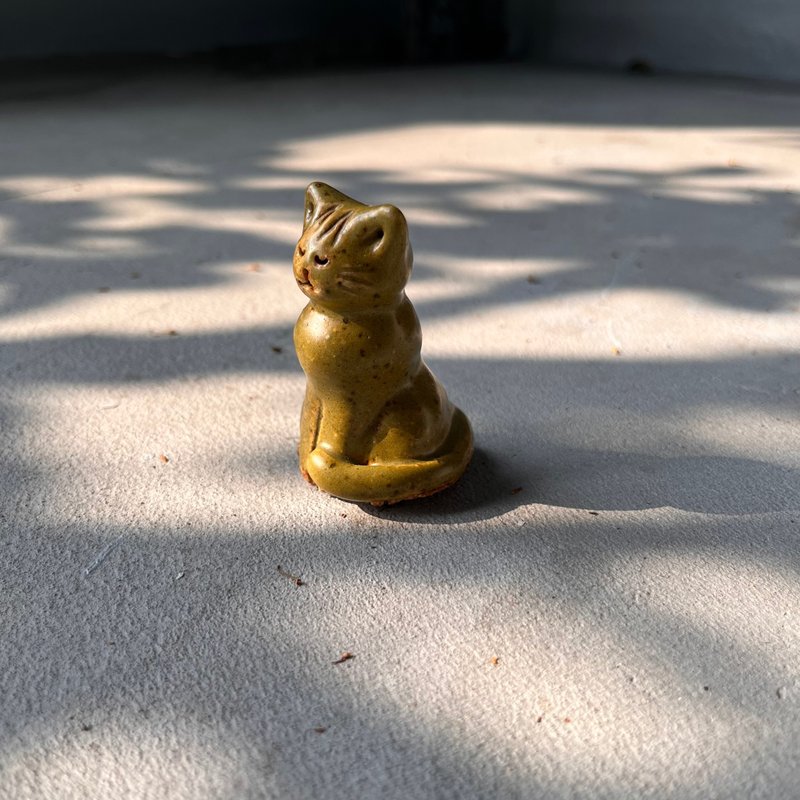 小咪小眯一下 z z Z / 猫陶偶 - 玩偶/公仔 - 陶 金色