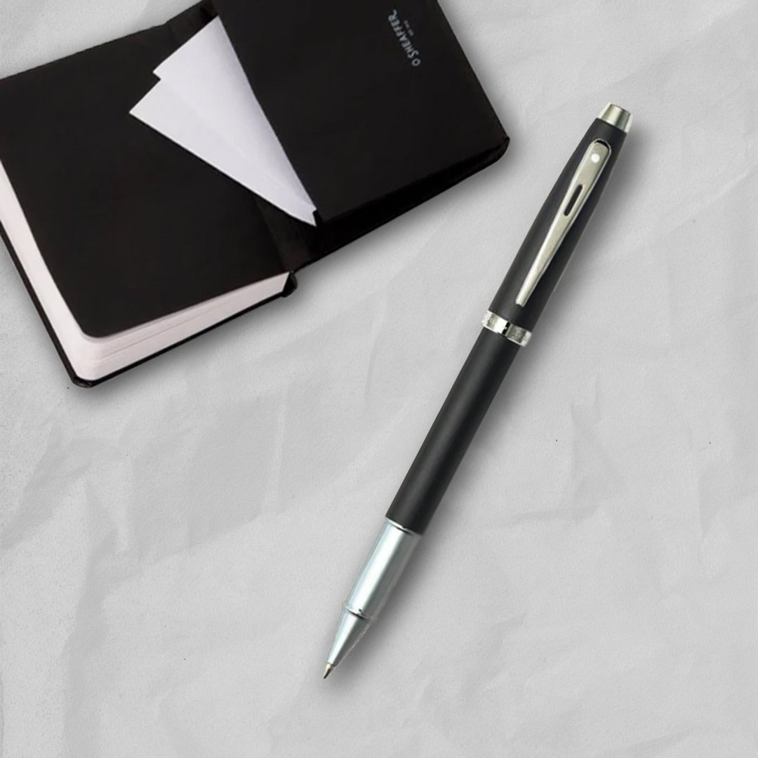 【SHEAFFER】100 系列雾黑银夹钢珠笔+A6 笔记本礼盒 免费刻字 - 钢珠笔 - 其他金属 黑色