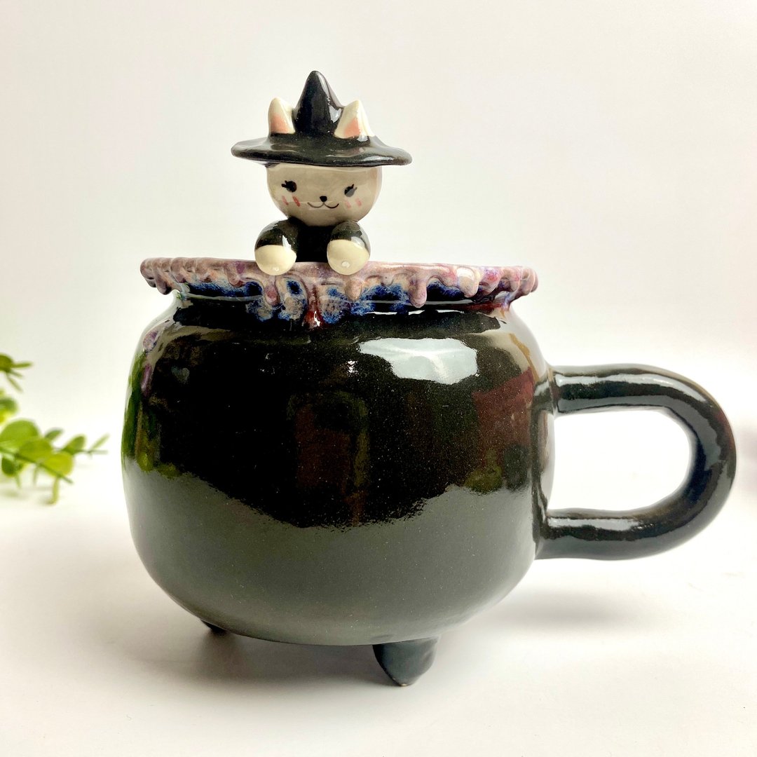 手工制作的陶瓷咖啡杯和茶杯，女巫的药水壶。还有一只免费的可爱的 Koh Kaew 猫。 - 咖啡杯/马克杯 - 陶 黑色