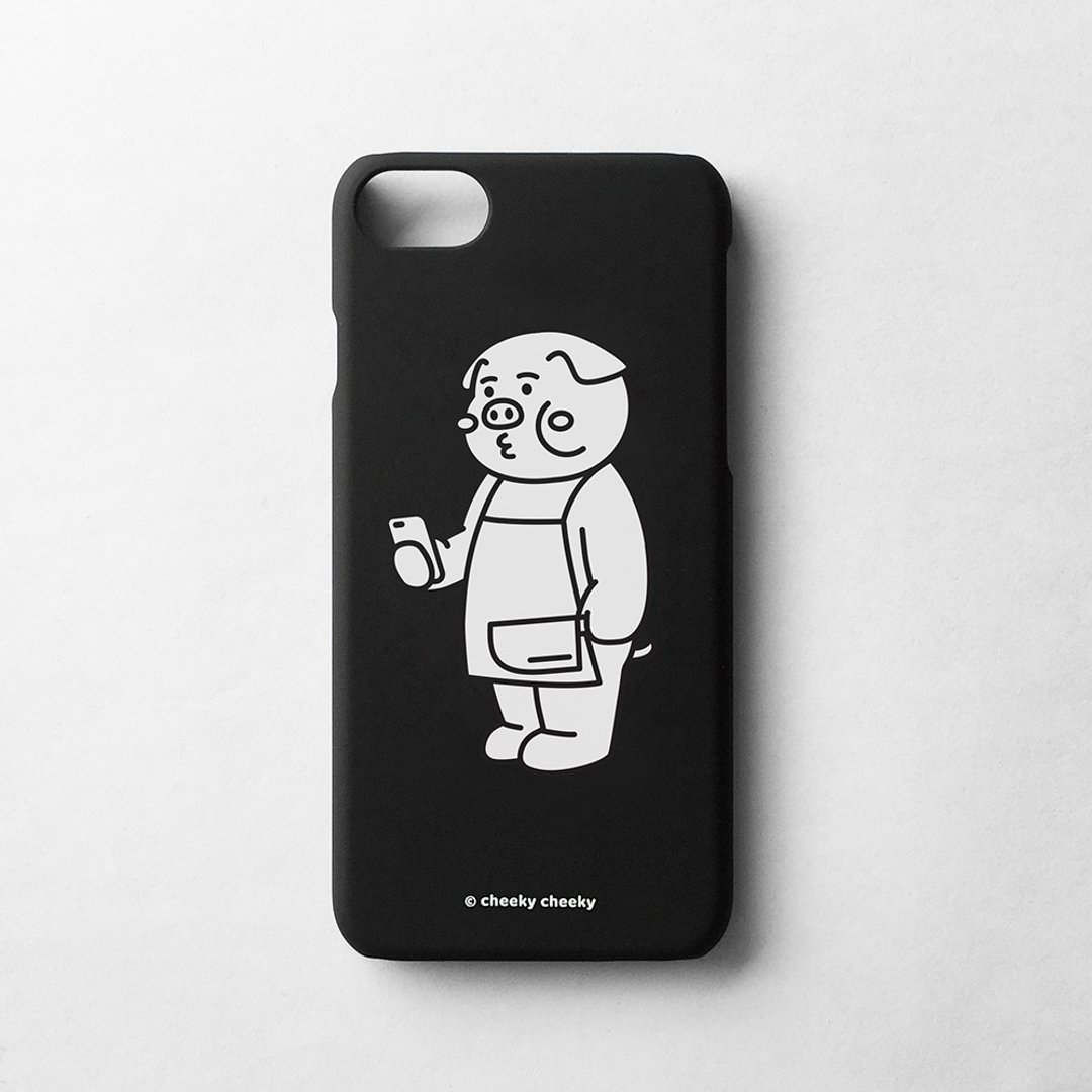 cheeky cheeky 厚面猪在看手机 手机壳  phone case - 手机壳/手机套 - 其他材质 黑色