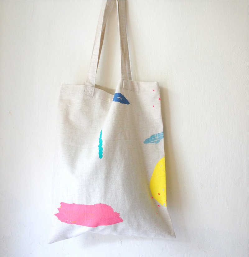 Yinke月亮、溪流、小狗米白棉麻随身袋 现货 - 侧背包/斜挎包 - 棉．麻 白色