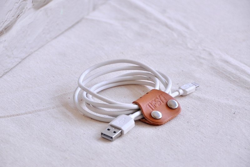 小山丘集线器 - 卷线器/电线收纳 - 真皮 多色