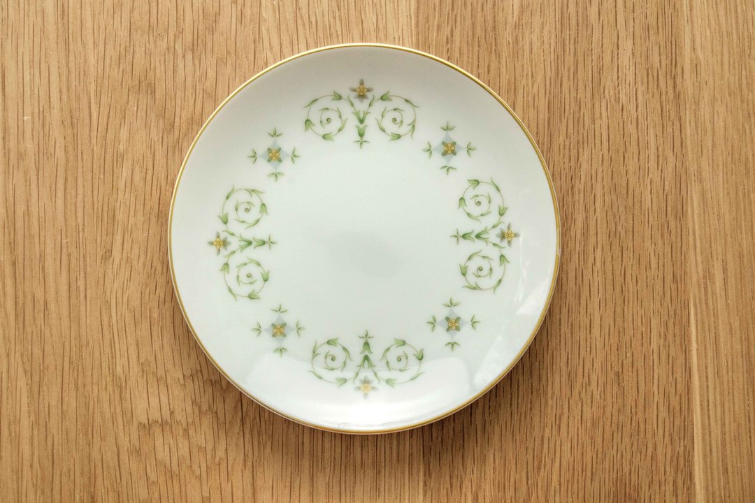 日本制 Noritake15厘米Gloria系列点心盘 中古如新 台湾包邮 - 盘子/餐盘/盘架 - 瓷 绿色