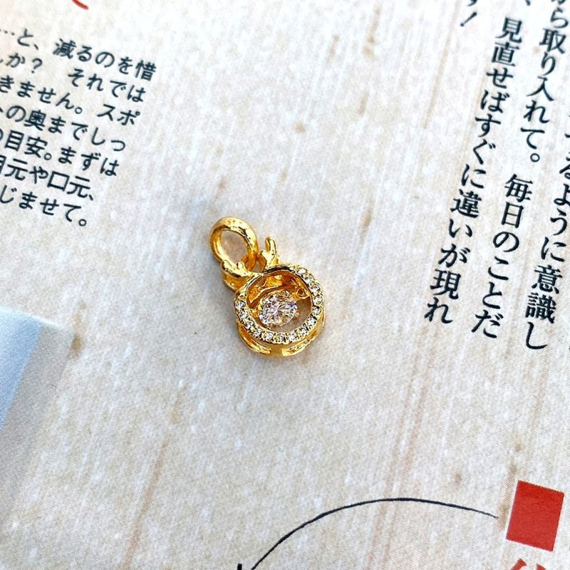 超级闪亮顶级锆石黄金坠头 纯金坠子 黄金门市设计 附金饰保证卡 - 项链 - 24k 金 金色