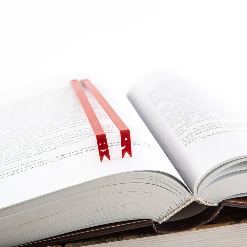 可爱的微笑缎带书签，给时尚读者的精致小礼 - 书签 - 其他金属 红色