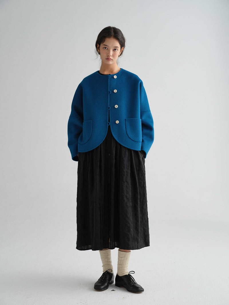 手工双面尼全毛显白宝蓝色羊毛短外套 - 女装西装外套/风衣 - 棉．麻 多色