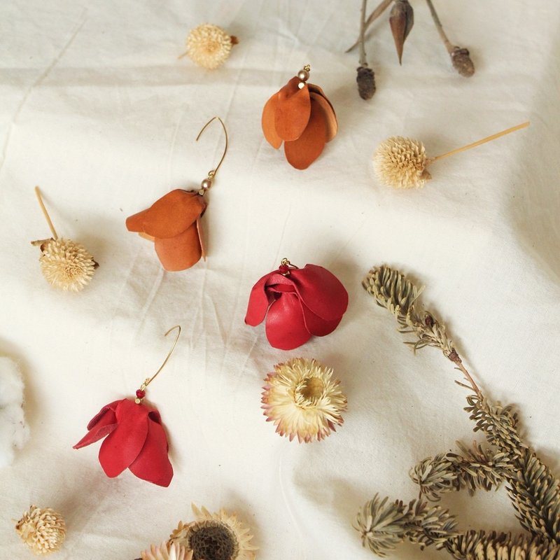 皮革 手工染色 木棉花 耳环 医疗级钢针 耳夹 - 耳环/耳夹 - 真皮 橘色