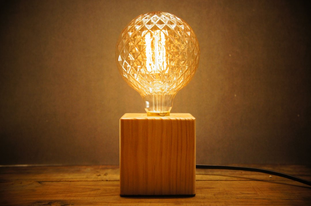 Edison-Industry/爱迪生工业/松木陶瓷灯座/交换礼物/免费刻字/钨丝小夜灯/老上海玻璃灯 - 灯具/灯饰 - 木头 咖啡色