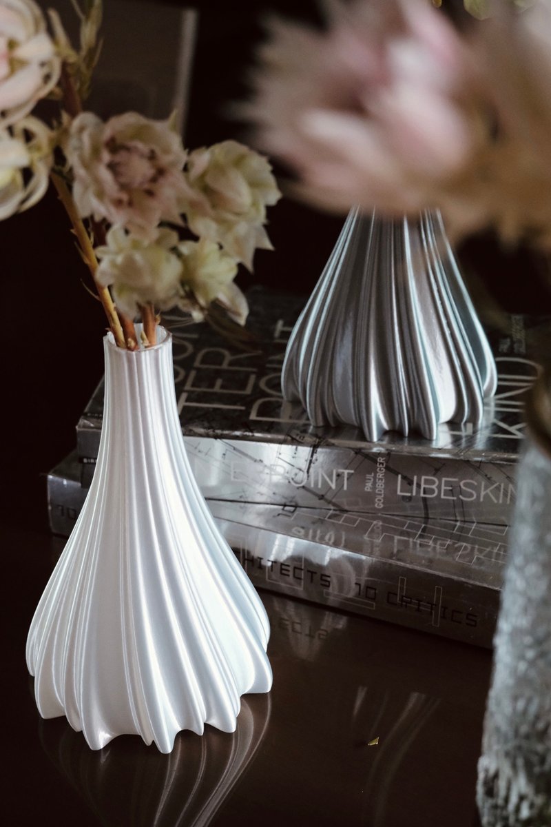 Moirè Vase 丝光3D打印花瓶 - 花瓶/陶器 - 其他材质 银色