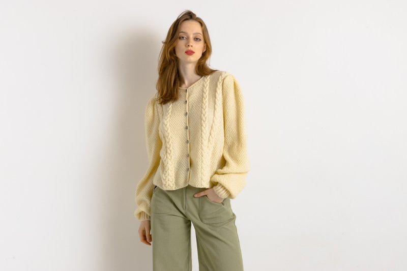 1980年代经典 Tyrol 奥地利/巴伐利亚风格针织外套，绣花民俗风 7519 - 女装针织衫/毛衣 - 羊毛 卡其色