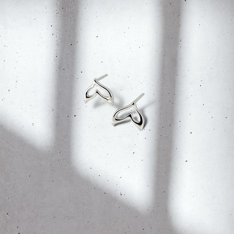 925纯银 | 线条鲸鱼尾巴_耳环 - 耳环/耳夹 - 贵金属 