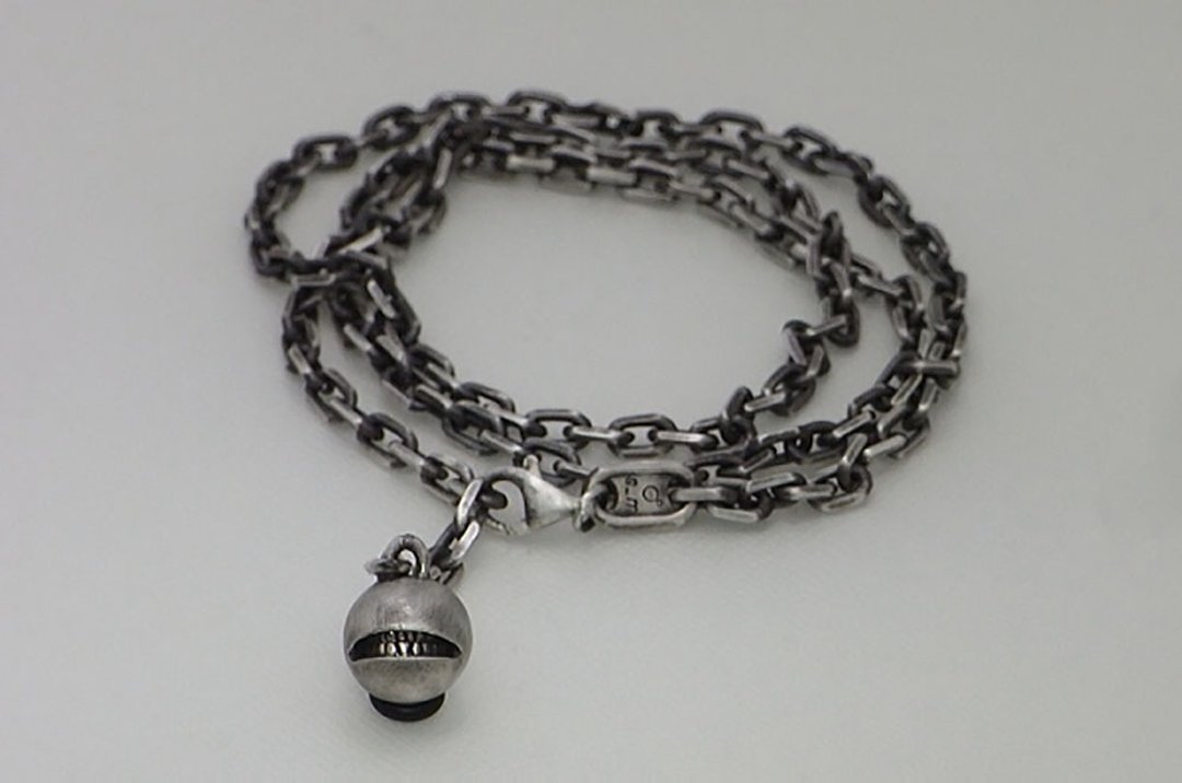 anti smile ball chain_B1(s_m-B.05) 不高兴 銀 手鐲 垂飾 bracelet necklace sterling silver - 手链/手环 - 纯银 银色