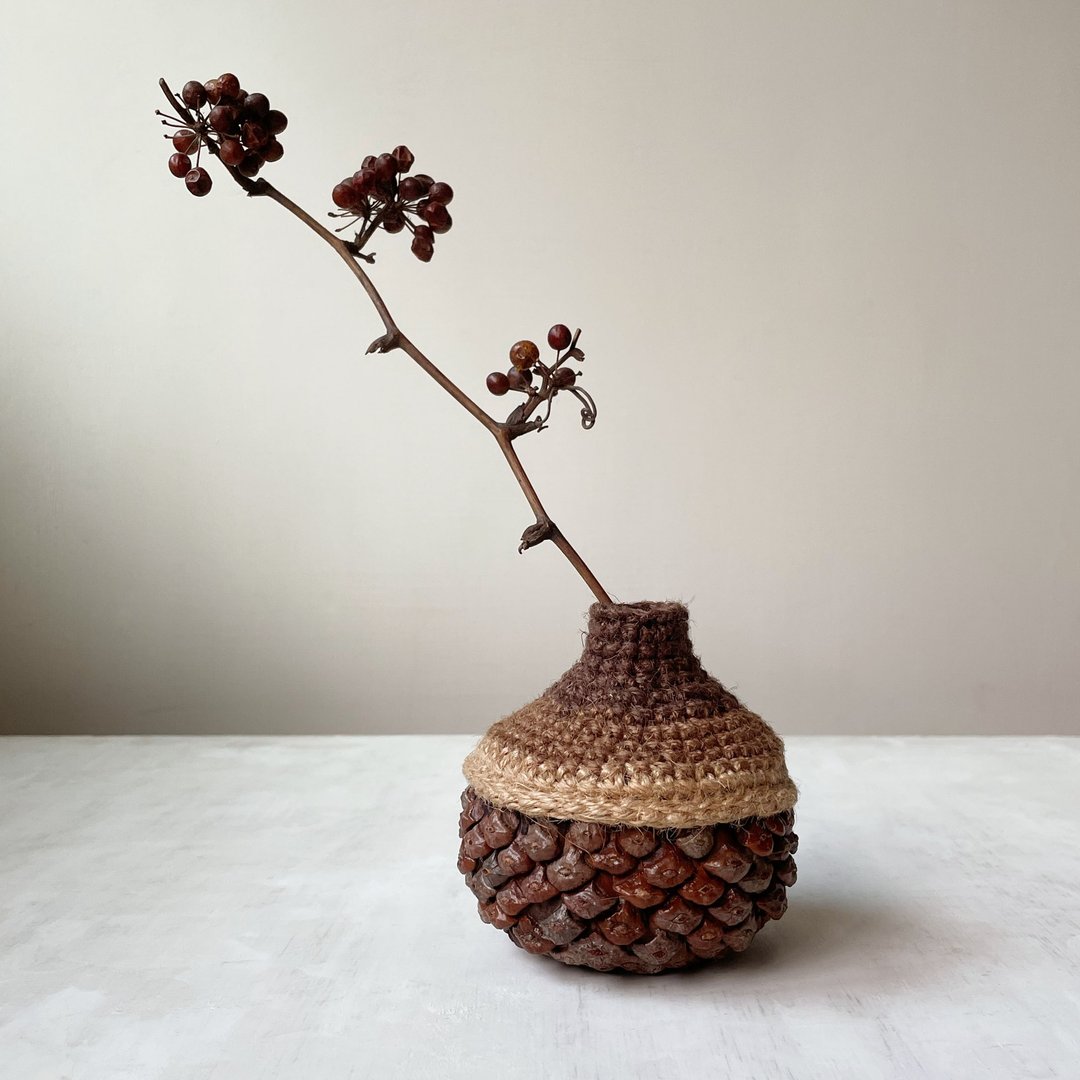 果实编织花器 / 渐层小长颈 / 干燥花 / 松果 / 圣诞礼物 - 花瓶/陶器 - 植物．花 咖啡色