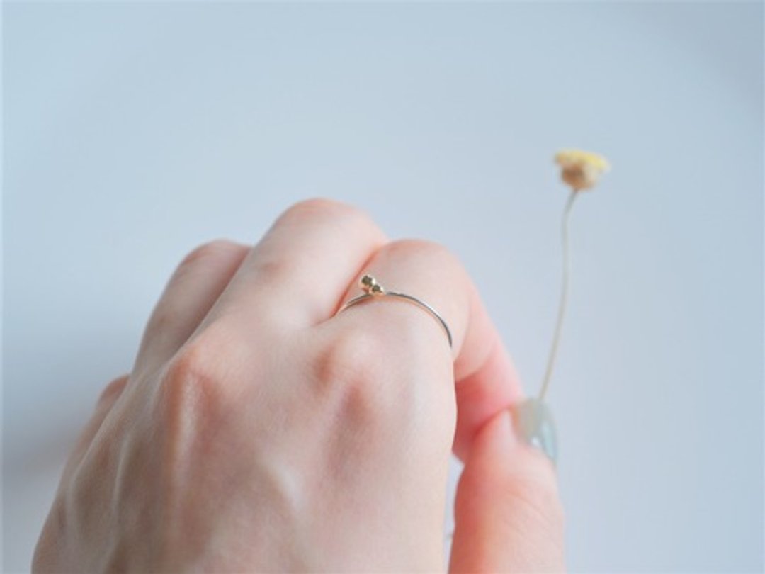 lítið froðu ring - 戒指 - 其他金属 银色