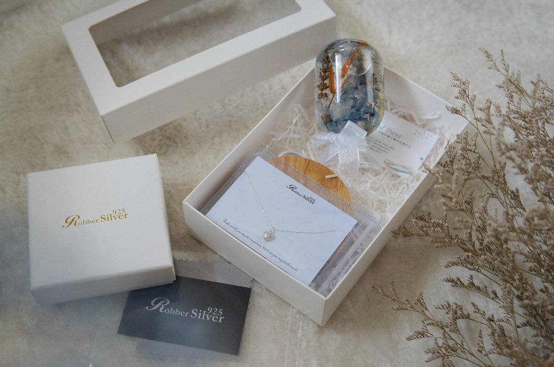 【 浮游花水晶球 & 饰品联名礼盒】简约纯银项链/手链 - 干燥花/捧花 - 植物．花 多色