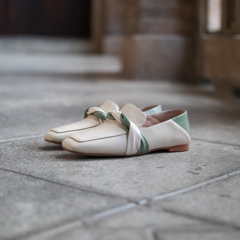 【新年福袋】出清 3折 乐福鞋_棒棒糖 米绿 懒人鞋 - 女款牛津鞋/乐福鞋 - 真皮 白色