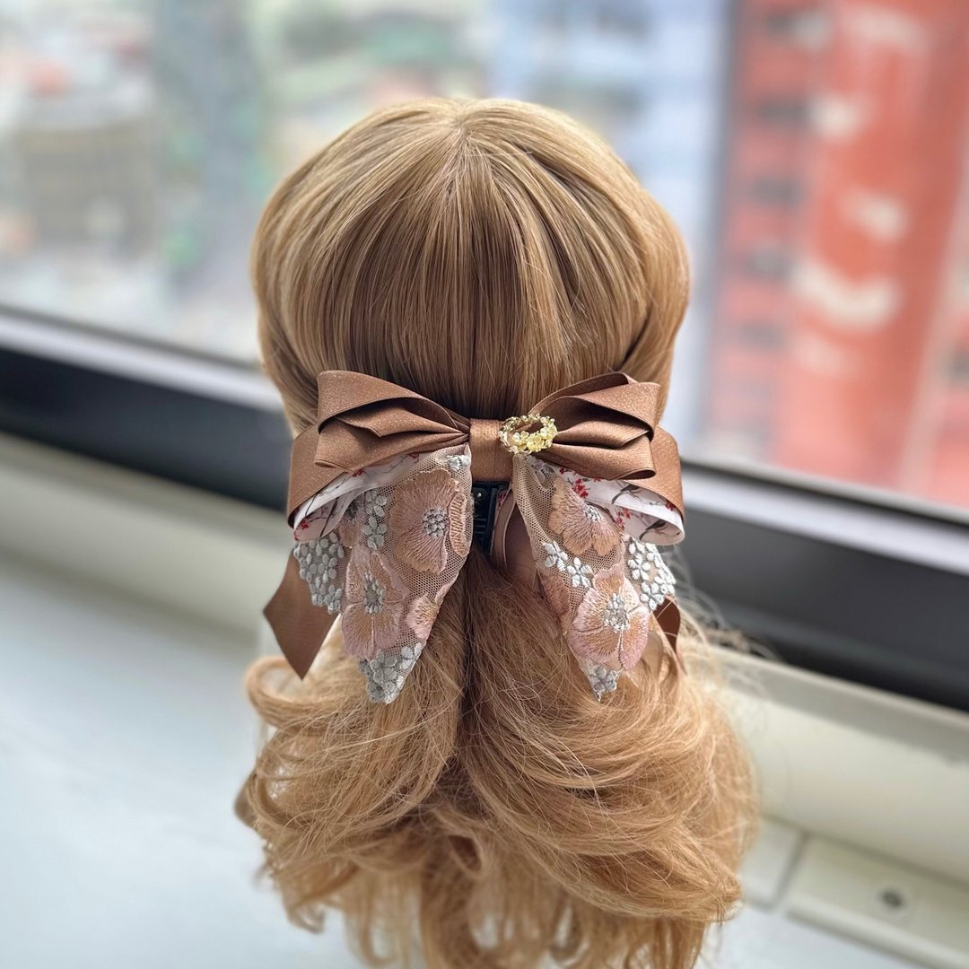 独家蕾丝立体蝴蝶结相交夹香蕉夹仙女夹发夹-咖啡色 - 发饰 - 其他材质 咖啡色