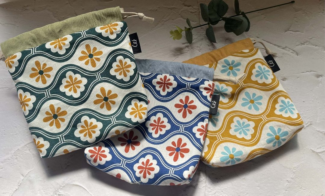 【ma-gi】束口袋-复古花窗系列 - 化妆包/杂物包 - 棉 