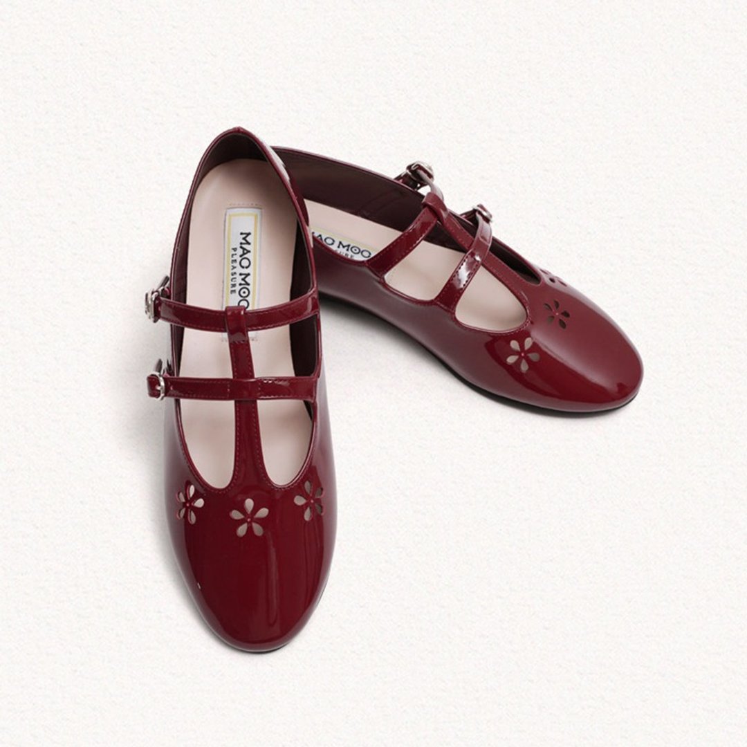 PRE-ORDER韓國品牌 MACMOC Plum 通花鞋 Wine Enamel - 其他 - 其他材质 