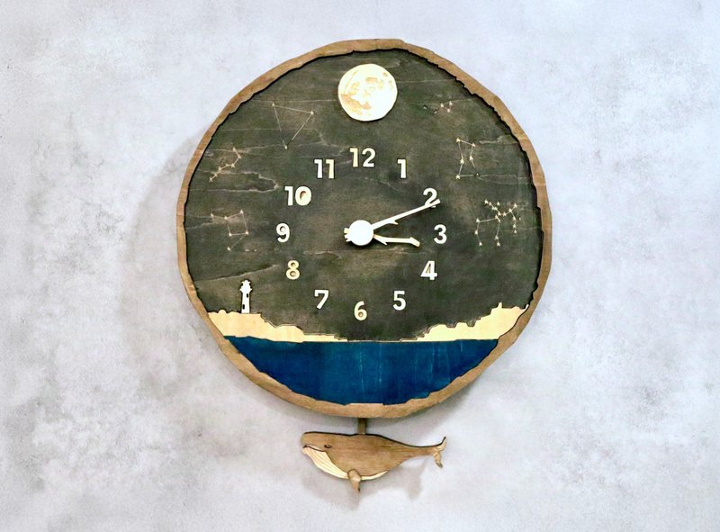 送达星座的鲸鱼歌声 木制摆钟 挂钟 - 时钟/闹钟 - 木头 黑色