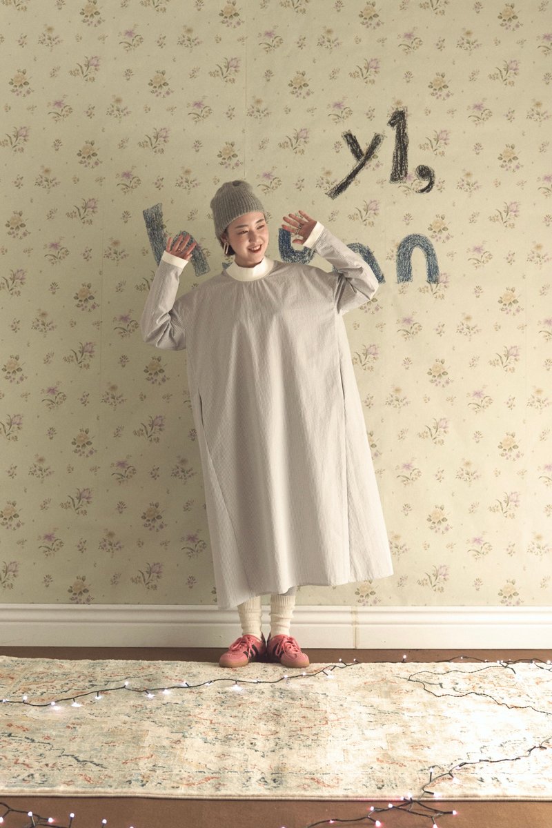 浅蓝细条小高领伞状内搭洋装 - 洋装/连衣裙 - 棉．麻 蓝色