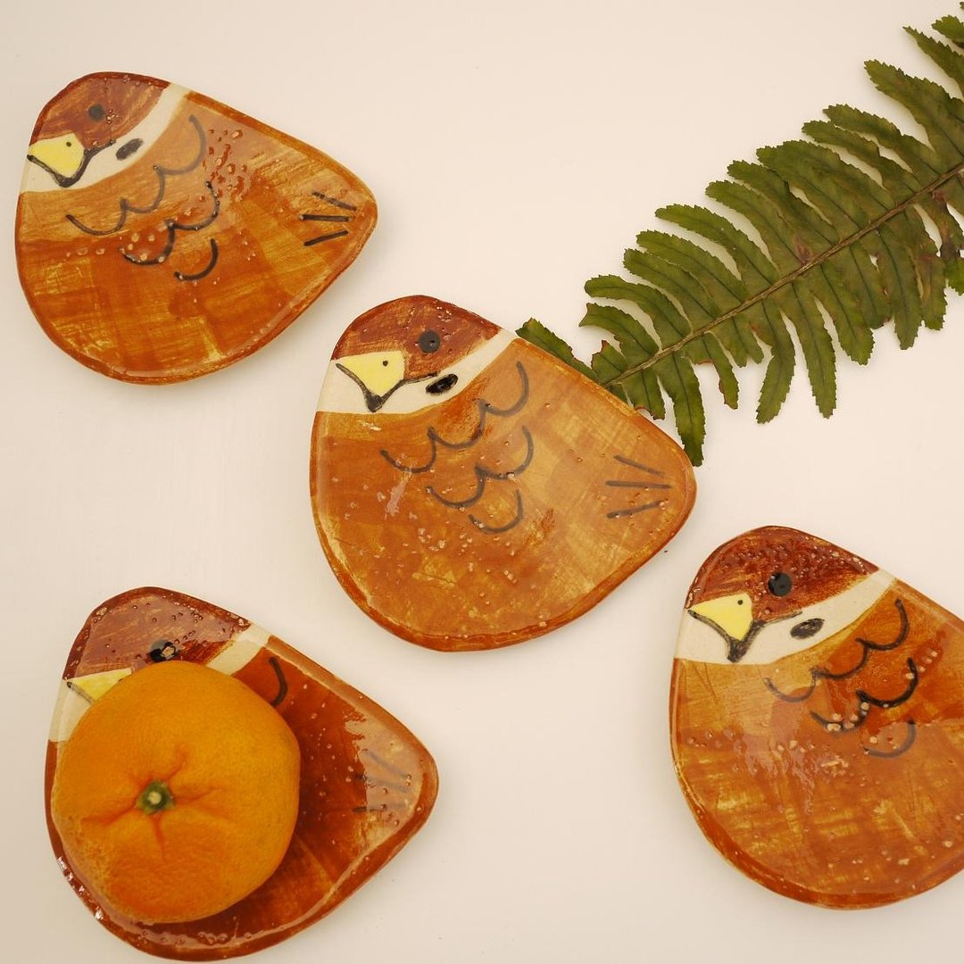 Very small dish of Arcte Coerula【facing left】 - 花瓶/陶器 - 陶 咖啡色