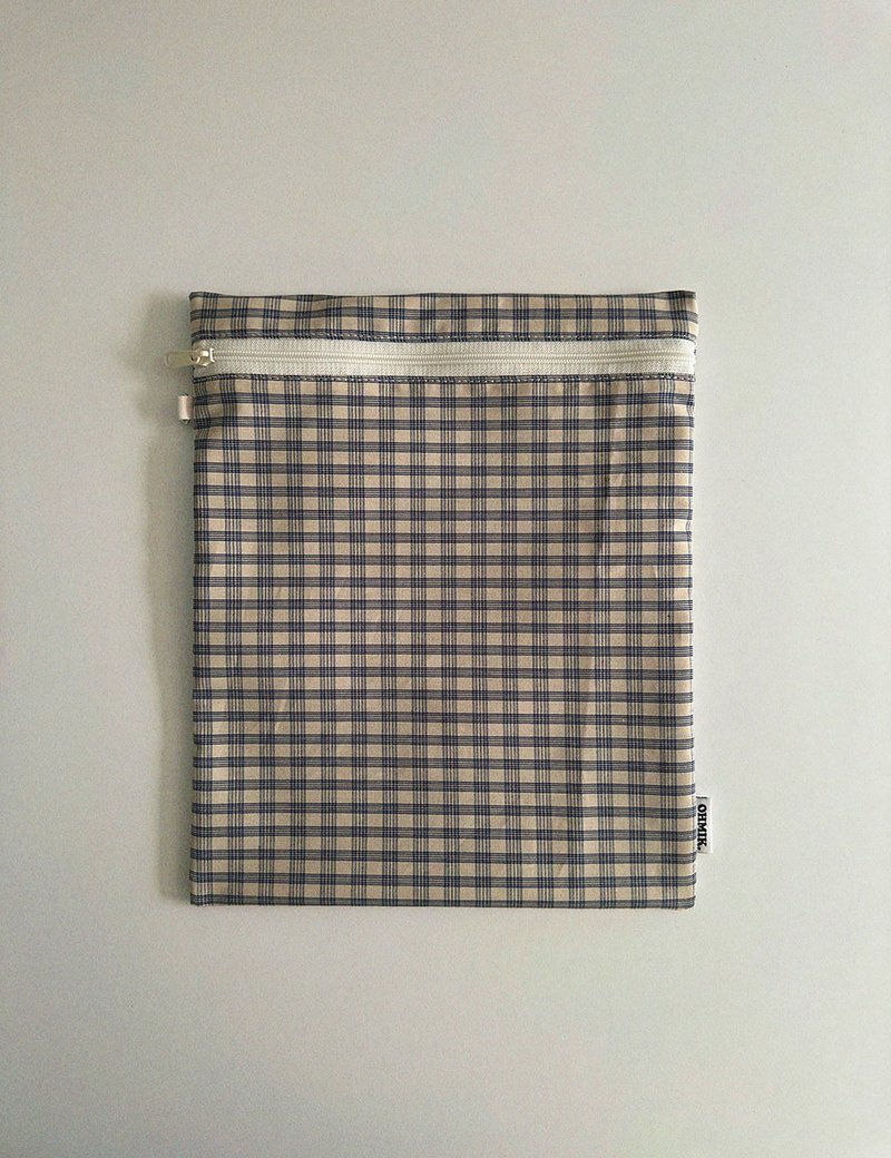 iPad 书本收纳袋 009 米色 - 书衣/书套 - 棉．麻 卡其色