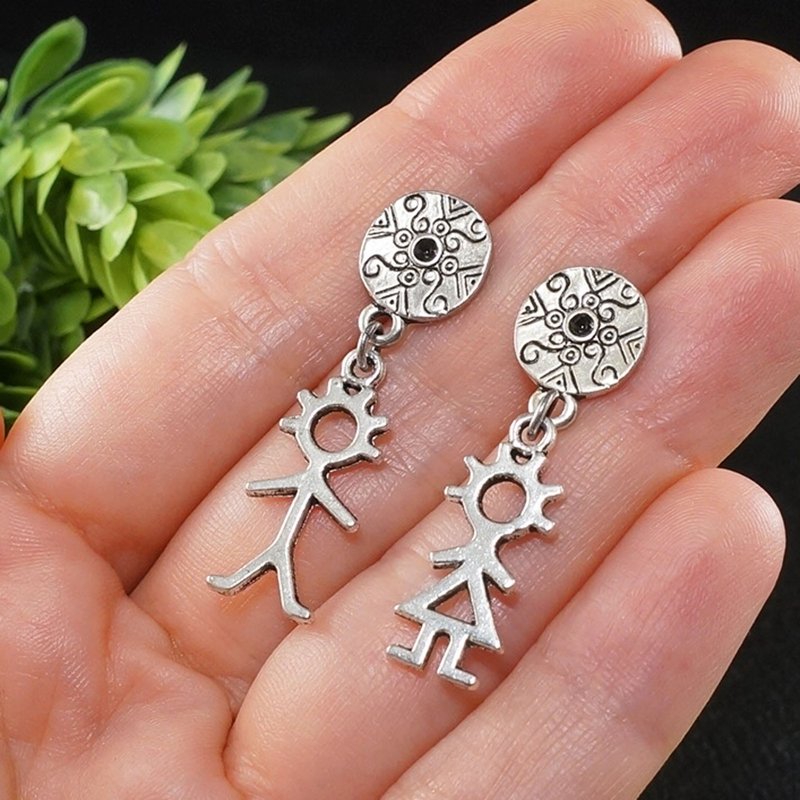 Silver Ethnic Boho Man and Woman Boy and Girl Mismatched Mono Earrings Jewelry - 耳环/耳夹 - 其他金属 银色