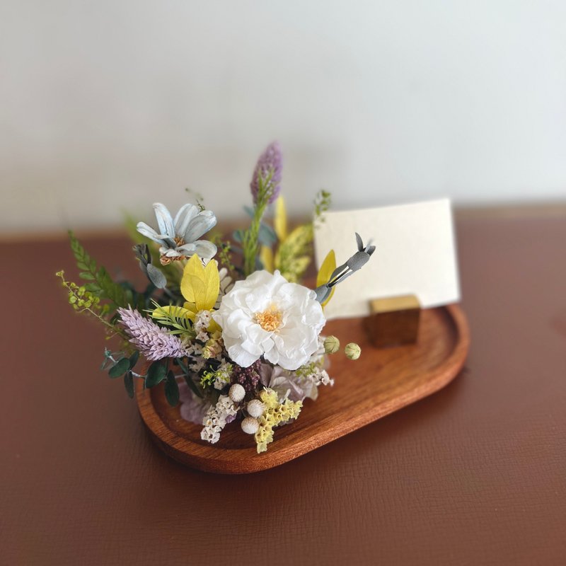 永生花名片座 清新优雅款 开幕花礼母亲节礼物母亲节礼物 - 干燥花/捧花 - 植物．花 