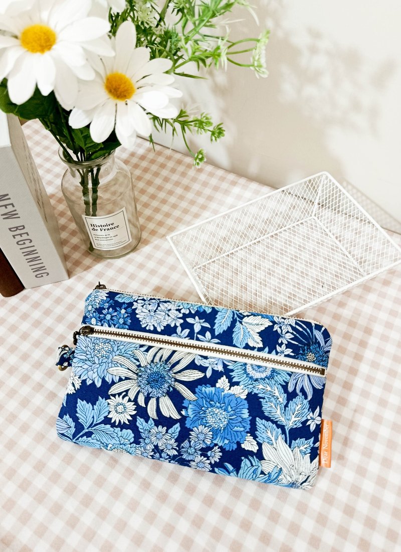 拾光系列零钱包/万用包/拉链收纳包/湛蓝花园款 - 皮夹/钱包 - 棉．麻 蓝色