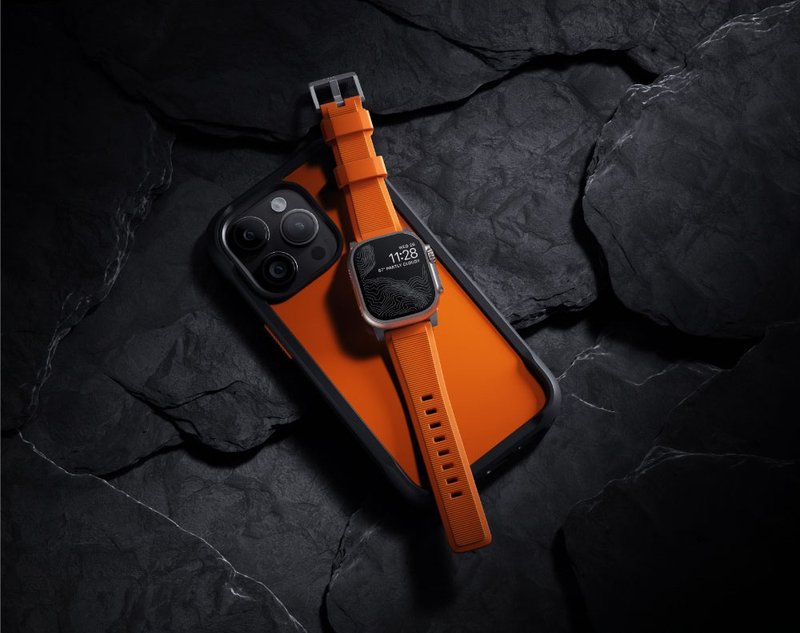 【NOMAD】Apple Watch专用高性能橡胶质感表带-49/45/44/mm 橘银 - 表带 - 橡胶 橘色