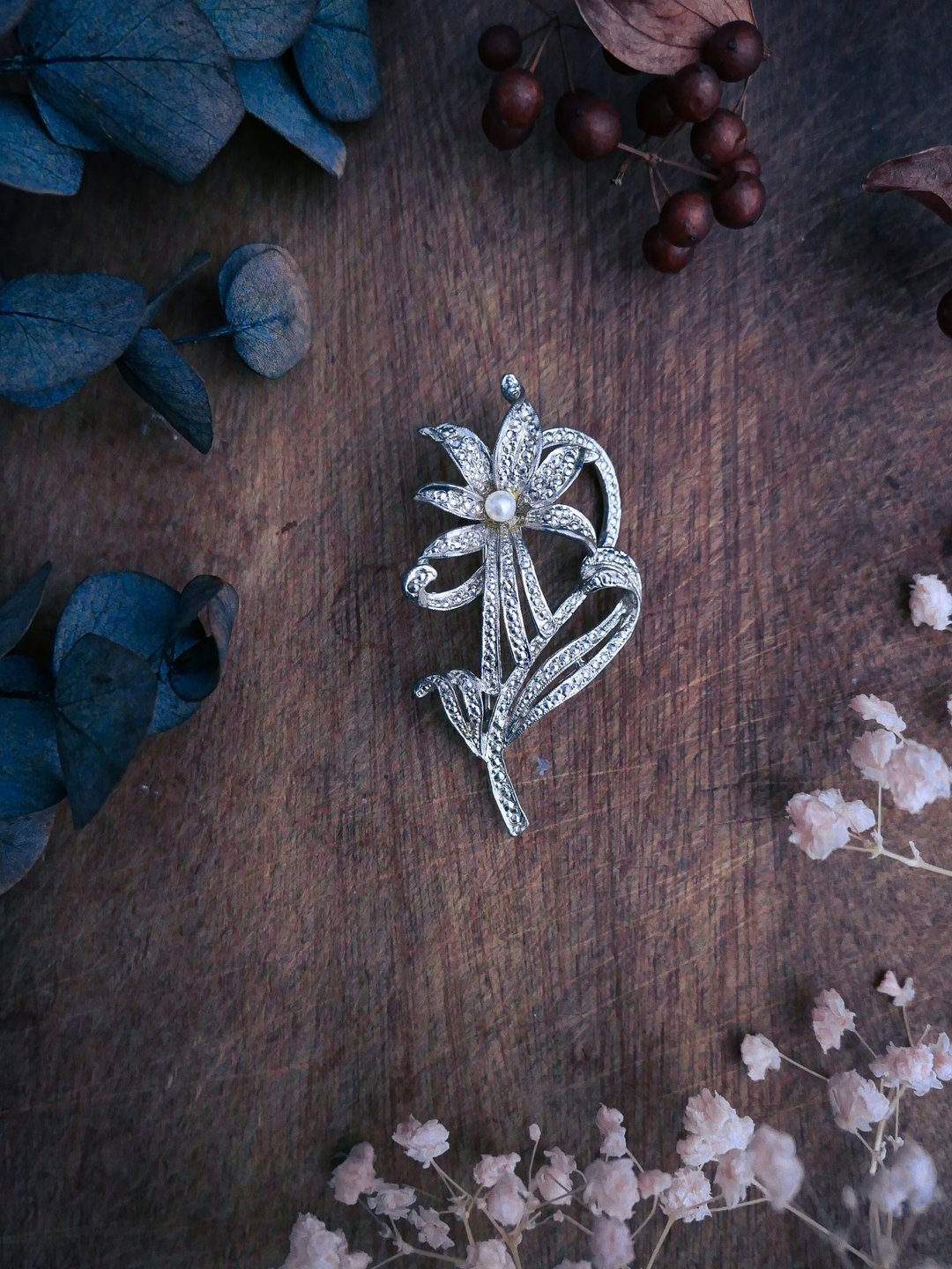 英国纯银白铁矿立体百合胸针—欧洲古董首饰 Vintage Jewelry - 胸针 - 纯银 银色