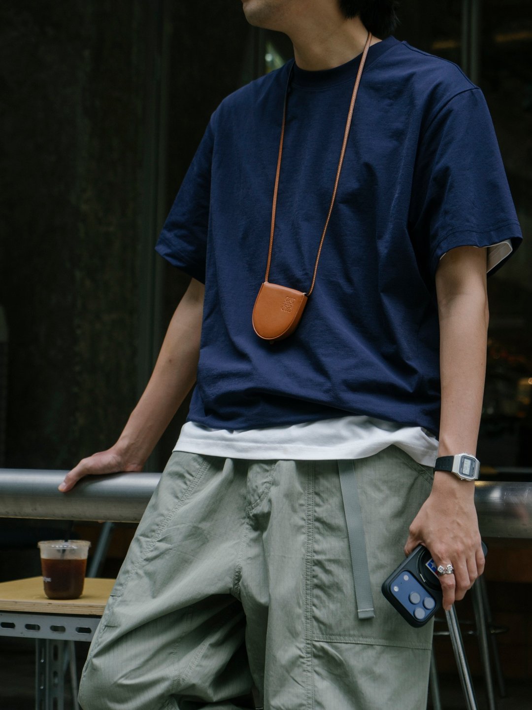 T-SHIRT 夏季超轻薄透气速干户外短袖 可收紧下摆宽松休闲Cityboy - 男装上衣/T 恤 - 棉 多色