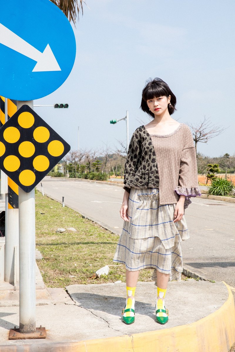 moi non plus 断层拼接毛衣 - 女装针织衫/毛衣 - 羊毛 卡其色