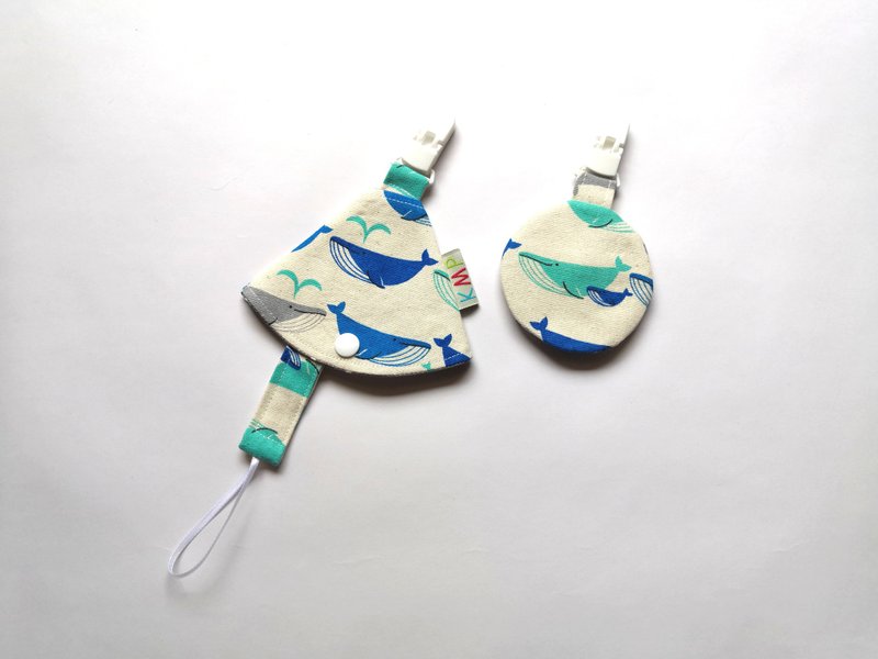 圆形平安袋 奶嘴夹 奶嘴收纳袋 组合 鲸鱼 - 平安符/符袋 - 棉．麻 多色