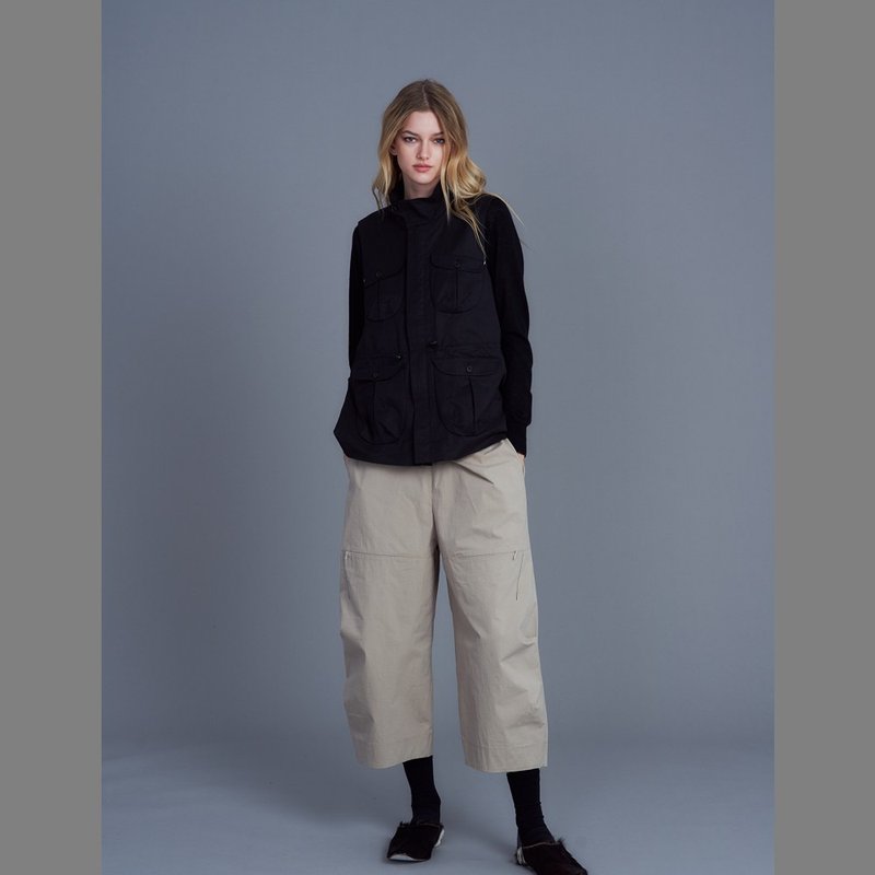 2202A02户外休闲多口袋立领背心 - 女装背心 - 棉．麻 