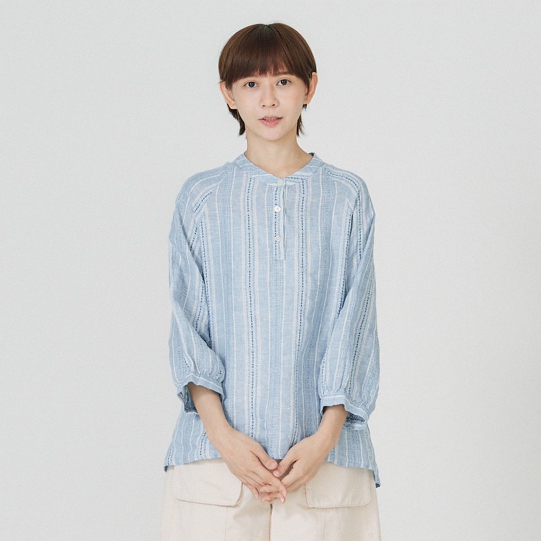 【Simply Yours】亚麻缇花条纹上衣 蓝F - 女装上衣 - 棉 蓝色