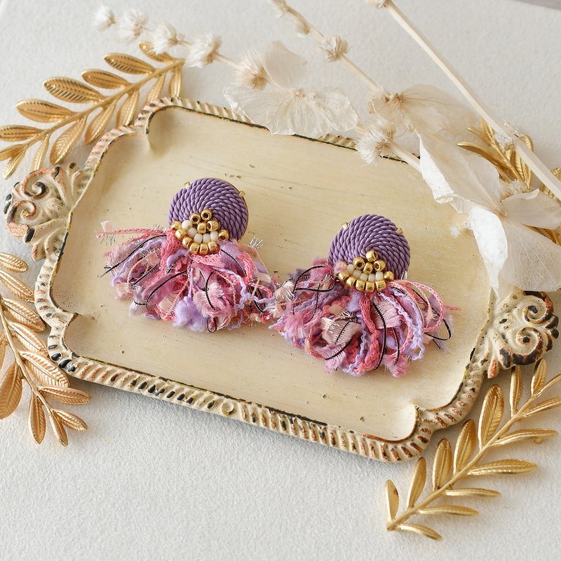 String tassel earrings /Pink purple - 耳环/耳夹 - 其他材质 紫色