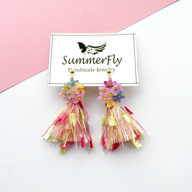 日本彩旗流苏❤️亮片花盘❤️銅金豆豆耳钉耳環【可改耳夹式！！】 - 耳环/耳夹 - 绣线 粉红色