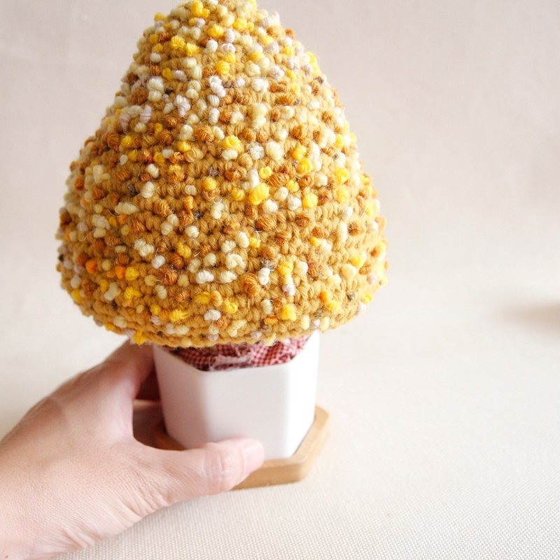 手钩四季 手作秋天, 限量 天然树段+釉烧盆栽 黄色结粒银杏树 - 摆饰 - 其他人造纤维 黄色