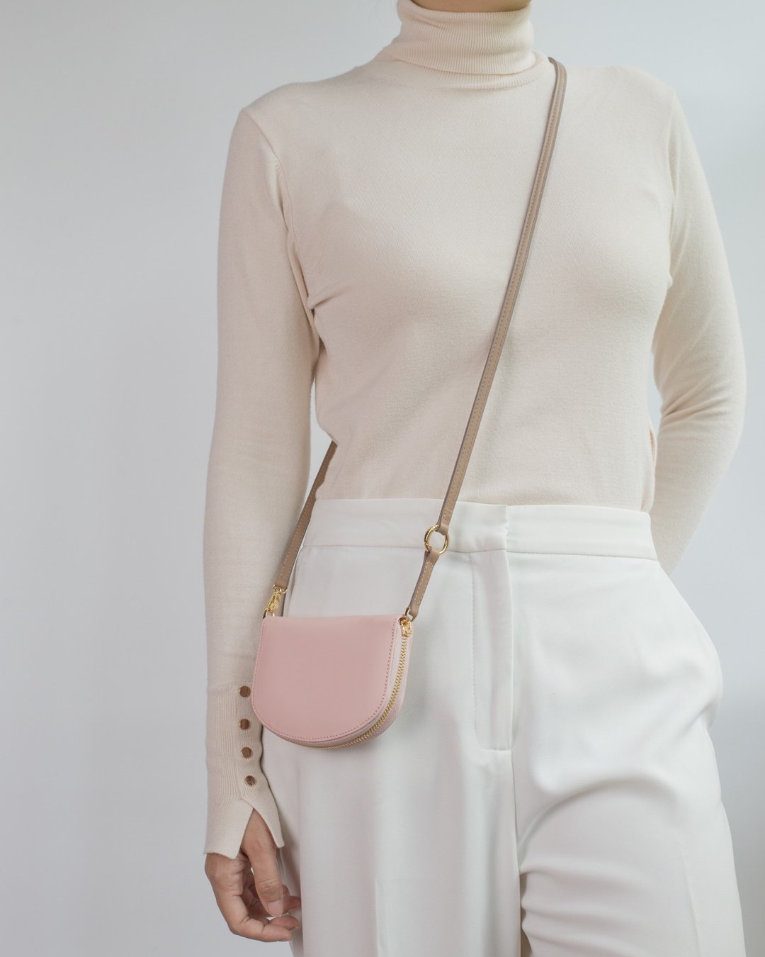 ZIP-AROUND ARCH leather wallet in Pink-taupe - 皮夹/钱包 - 真皮 粉红色