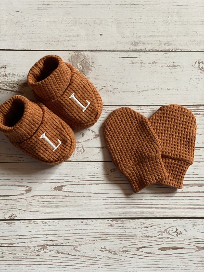 Organic cotton baby boy shoes baby booties new baby gift Rust Orange shoes - 婴儿鞋 - 棉．麻 橘色