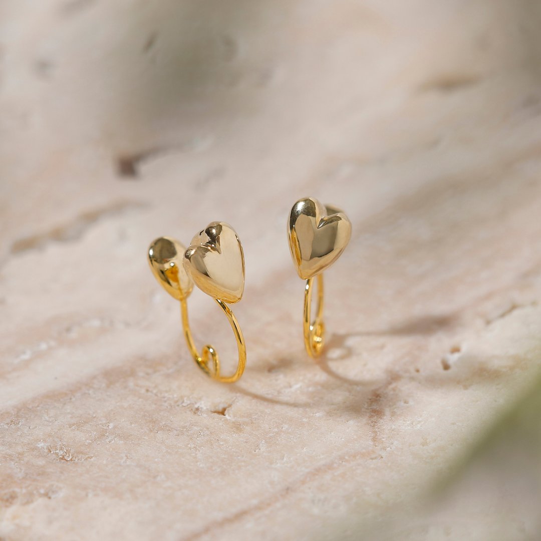 petit heart loop-fit earring GD 圈式贴合耳环 迷你爱心 金色 - 耳环/耳夹 - 其他金属 金色