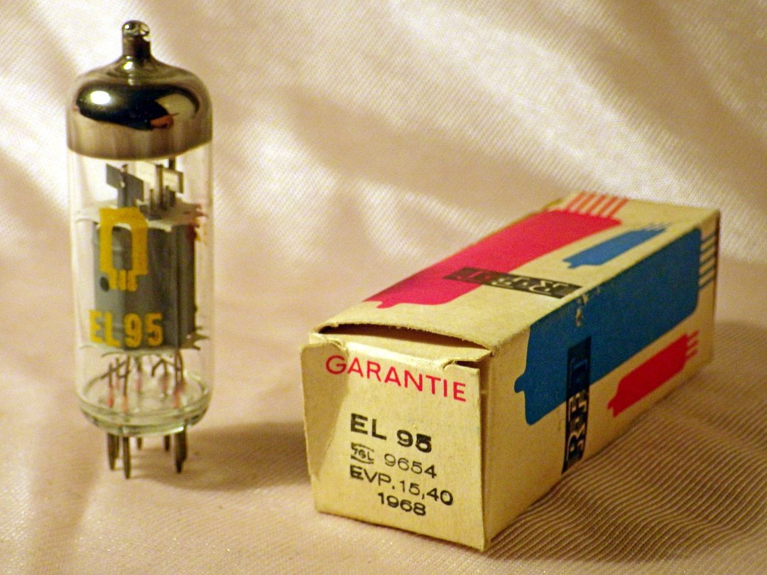 1x NOS EL95 RFT 真空束功率管 PENTHODE = 6DL5 德國全新盒裝 19 - 其他 - 玻璃 