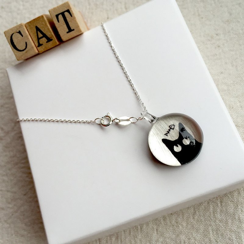 Glass pendant Innocent cat - 项链 - 玻璃 