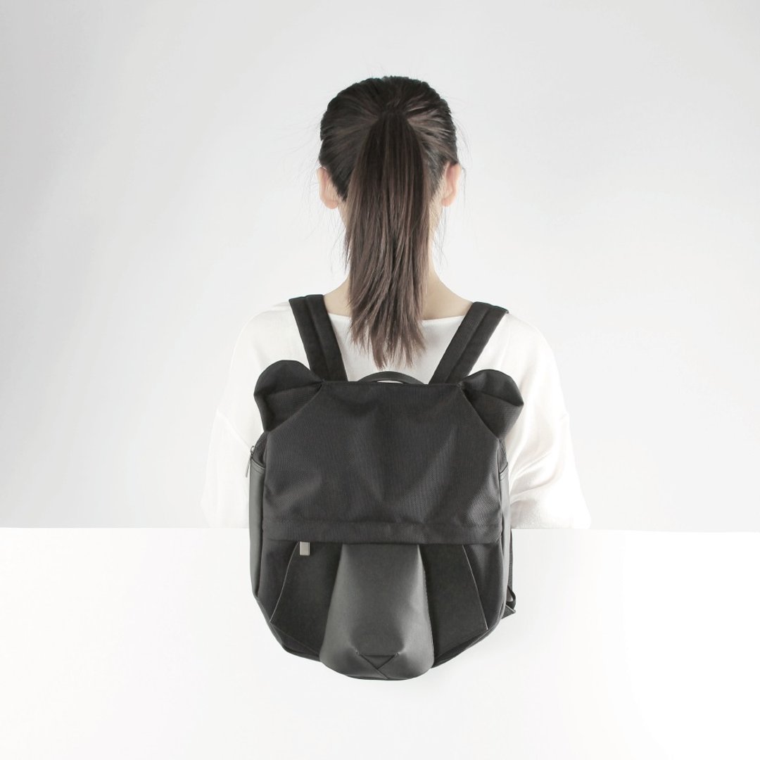 Black bear backpack - 后背包/双肩包 - 其他人造纤维 黑色