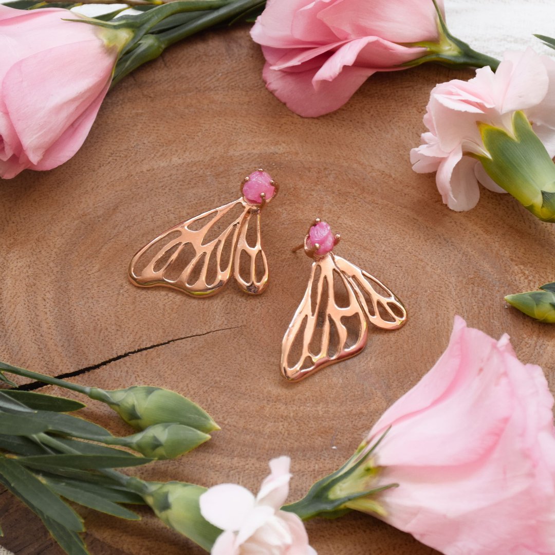 Butterfly Earring - 耳环/耳夹 - 铜/黄铜 粉红色