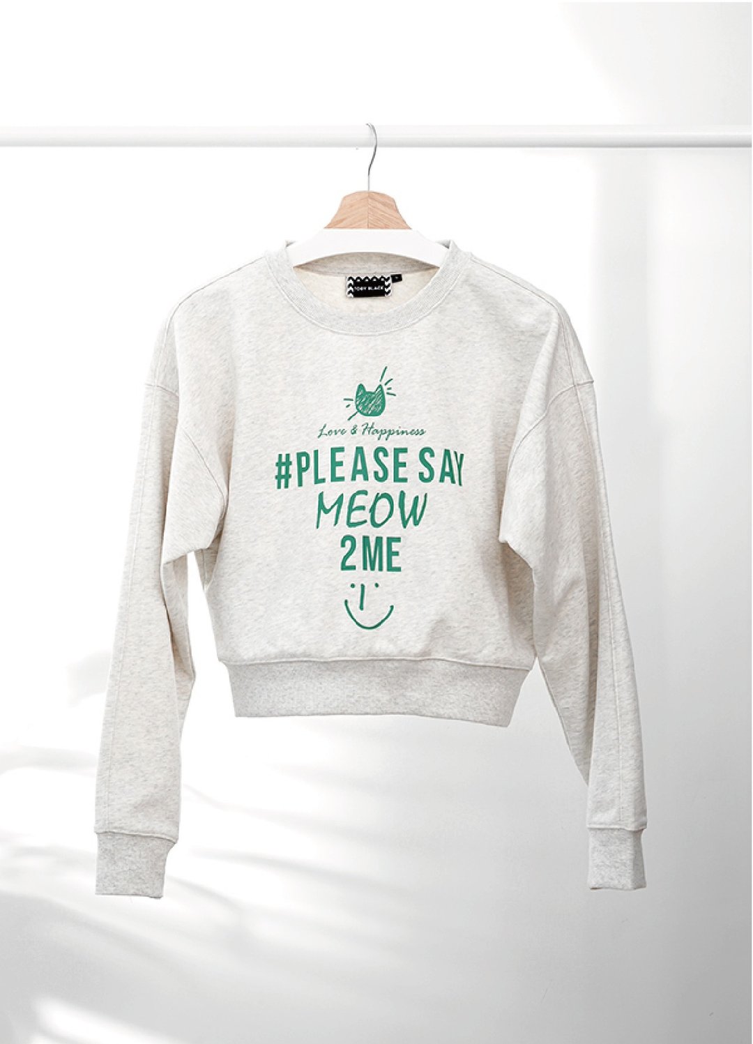 MEOW 2 ME french terry crop top by Toby Black - 女装上衣 - 棉 白色